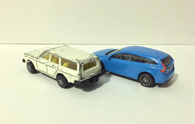 Illustration for article titled Thor-sday Treat - Volvo wagons & a classic caravan